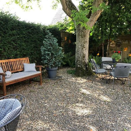 Walnut Lodge Bed & Breakfast Ноорбейк Екстериор снимка